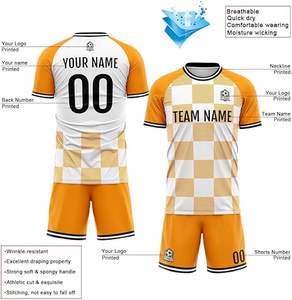 Uniformes de fútbol transpirables de alta calidad Set Custom Blue Pink Yellow Green Color Men's Team Soccer Wear Kits - Product Image 4