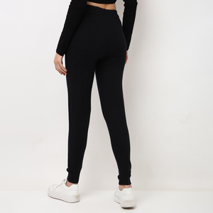 Joggers de fitness respirants pour femmes avec poches Logo personnalisé vente en gros pantalons de survêtement avant plat taille moyenne pour le yoga entraînement course à pied - Product Image 4