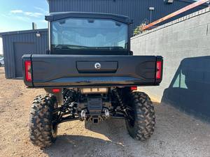 Nuevos y Populares Vehículos Can-Am Defender XT CAB HD11 2026 - Product Image 4