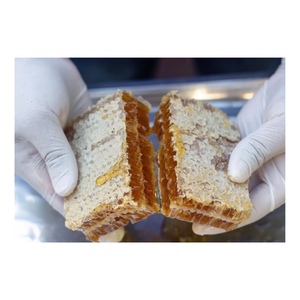 Nature Best: Gâteau à la cire d'abeille et au miel multifloral doux - Product Image 1