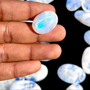 Arc-en-ciel Moonstone Gemstone Lot Cabochons pour Bagues Boucles D'oreilles Bijoux - Product Image 1