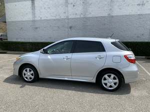 โตโยต้า แมทริกซ์ ปี 2009 ขับเคลื่อนล้อหน้า / มีจำหน่ายพร้อมเลขไมล์ต่ำ เครื่องยนต์เบนซิน / รถใช้แล้วสภาพดี ไม่มีอุบัติเหตุ ไม่มีปัญหาใดๆ - Product Image 4