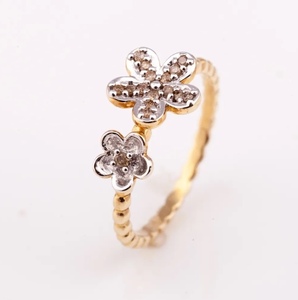 Anillo de diamante floral minimalista Sueño floral 925 Anillo de diamante de plata Grado Premium de patrón de flor lindo mínimo - Product Image 1