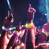 Bracelet LED lumineux à la mode, idéal pour les fêtes, les mariages et les anniversaires – Jouet lumineux néon qui brille dans le noir