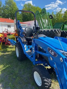 Hot Selling LS MT225E Wheel Tractor 25HP 2500kg DK Origin Best Quality Wholesale Factory Price High Performance Reliable - Product Image 3