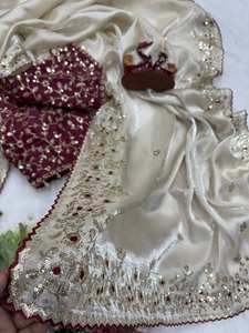 ผ้าไหมบอฮอลลีวูด ดีไซน์เนอร์ซารี จิมมี่ ชู ซิลค์ พร้อมงานปักเลื่อมสุดหรู สำหรับงานแต่งงาน งานปาร์ตี้ และงานเฉลิมฉลองต่างๆ - Product Image 5