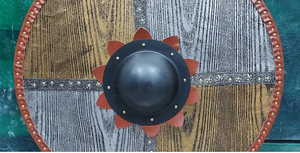 Escudo de madera vikingo medieval hecho a mano para decoración del hogar producto de seguridad - Product Image 5