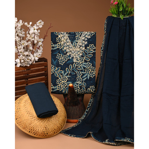 Costume en coton avec travail complexe zari gotapatti et dupatta en mousseline de soie Robe en coton Zari gotapatti avec dupatta en mousseline pure - Product Image 4