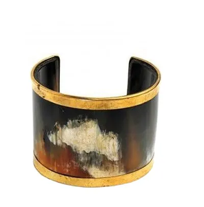 Bijoux de mode faits à la main Bracelet en corne de buffle d'eau avec nouveau design de mariage romantique en laiton par l'artisanat en croissant - Product Image 2