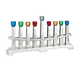 เชิงเทียนยูดายิก้าแบบโลหะแข็งสไตล์พิวเตอร์สีทองแบบกำหนดเอง ลวดลายนูน สำหรับตกแต่งชานูกาห์ ฮานูกาห์ - Product Image 4