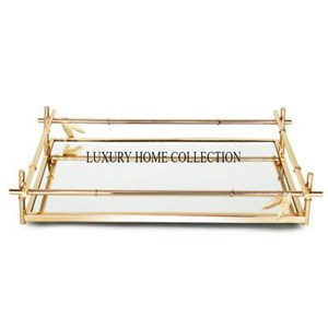 Bandeja de espejo de vidrio de metal decorativa inspirada en el diseñador con una silueta elegante y detalles atemporales para el estilo moderno del hogar - Product Image 2