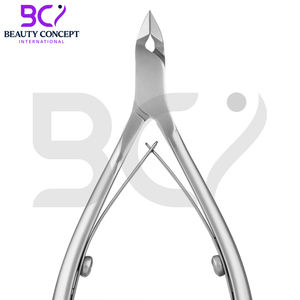 Cortacutículas SMART 30 con Cuchillas de 4 mm, Acabado Satinado, Acero Inoxidable, Herramienta Profesional, Apertura de Mandíbula Ancha, Uñas Gruesas, Manicura Clásica - Product Image 5