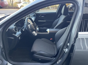 Mercedes-Benz C250L Usata 2025, 4 Cilindri, 4.5L Diesel Euro6, 460CV, Cambio Automatico, Guida a Sinistra - Product Image 2