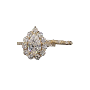 6,30 GM 4,42 DIAMANTE cultivado en laboratorio de quilates ¡Brilla y brilla! Este solitario en forma de pera es un sueño total ANILLO DE DIAMANTES DE ORO AMARILLO DE 18K - Product Image 4