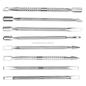 Pousse-cuticules professionnel double tête en acier inoxydable Kaneka Enterprises, outil pour enlever le vernis gel - Product Image 2