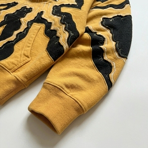 Sudadera con capucha para hombre, personalizada, de invierno, con efecto desgastado, con aplique de logo en el pecho, OEM ODM, oversize, con parches personalizados, estilo streetwear, 100% algodón - Product Image 4