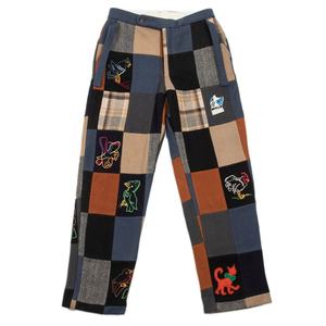 Jeans vintage bleus pour hommes, sur mesure, en gros, avec patchwork, détails effilochés et poches cargo - Product Image 4