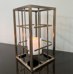 Bougeoir en métal fait à la main, design moderne géométrique, avec revêtement en poudre brun, bougeoir de table créatif pour la maison et le jardin - Product Image 6