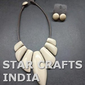 Mejor diseño multicolor alto acabado resina joyería mujer pendientes conjuntos de joyería de moda pendientes accesorios Navidad - Product Image 5