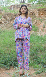 เซ็ตชุดนอนผ้าไหมโพลีระบายอากาศสำหรับผู้หญิงชุดนอนลำลองผ้าทอ100% ลายดอกไม้สไตล์โบฮีเมียนสวมใส่สบายใส่ได้ทุกวันสำหรับสายลมฤดูร้อน - Product Image 2