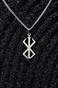 Colgante triangular cuadrado de acero inoxidable de alta popularidad para hombres collar de cadena de calle de apilamiento geométrico de moda moderna - Product Image 5