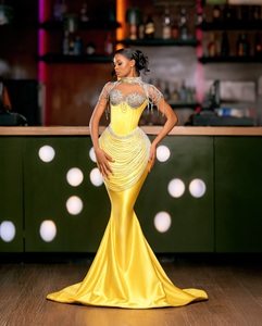 ชุดราตรียาวทางการแบบมีสไตล์หรูหราทรงนางเงือกชุดเดรสงานพรอมสีแดงยาวถึงพื้นเป็นลูกปัดธรรมชาติ - Product Image 2