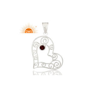 Dernières tendances pendentif en argent sterling grenat naturel avec pierres précieuses beau fabricant de bijoux pendentif en forme de coeur - Product Image 3