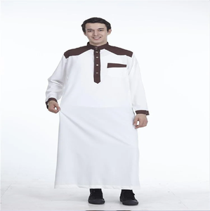 Jubba léger au prix de gros, tissu respirant thobes en vrac, vêtements islamiques de qualité supérieure pour les hommes, tenue arabe élégante pour tous. - Product Image 5