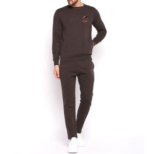 Trajes Deportivos para Hombre de Color Sólido, Fabricados en Pakistán, con Logotipo Personalizado Impreso, Trajes Deportivos Casuales para Hombre - Product Image 1