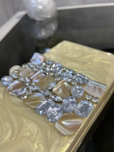 Pochette perlée faite à la main Design floral perles brillantes doublure en coton imperméable Portable sac de fête de mariage - Product Image 2