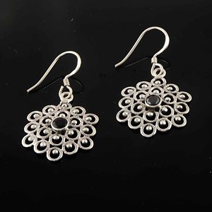 Boucles d'oreilles faites à la main en argent sterling 925 Onyx boucles d'oreilles noires avec crochet pour femmes et filles bijoux indiens - Product Image 2