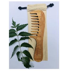 Fancy Hot Custom Handcrafted Peine de madera Sólido Último acabado natural ecológico Hecho EN LA India para peinar el cabello - Product Image 3