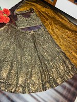 Ensemble Lehenga Choli Magnifique en Satin Premium Couleur Originale avec Faux Fourrure et Broderies de Paillettes, Prêt à Porter pour Soirée