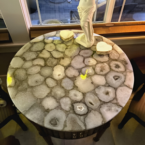 Plateau de table en agate de qualité supérieure, belle pierre naturelle sculptée, taille personnalisée pour la décoration moderne de la maison, design élégant et durable - Product Image 1