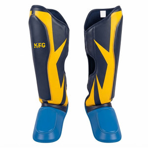 Protège-tibias d'entraînement d'arts martiaux à faible MOQ, ajustables, en cuir PU, antidérapants et légers pour la boxe et le kickboxing - Product Image 1