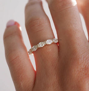 East West Marquise Cut Moissanite Diamond Wedding Band 14K Oro amarillo sólido Media eternidad Anillo apilable Anillo de novia a juego - Product Image 6