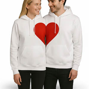 Sweat-shirts romantiques Streetwear ambiance Saint-Valentin : design moderne, coupe confortable pour l'hiver, idéal pour offrir et un style décontracté. - Product Image 1