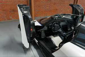 YT9NN1U15KA007167 Occasion 2019 Regera Hybrid Hypercar RWD 5.0L Twin Turbo V8 1500ch 2000Nm de couple Batterie 4.5kWh Industriel OEM - Product Image 3