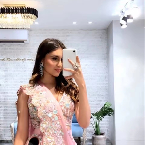 Palazzo de travail brodé et séquentiel avec dupatta et ensemble de chemisier attachés - Product Image 1