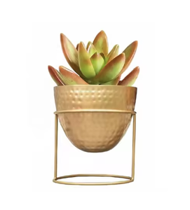 Jardinières et vases à fleurs dorés de luxe modernes Décoration élégante de jardin pour galerie de mariage Pots de fleurs et jardinières à bas quantité minimale de commande - Product Image 1