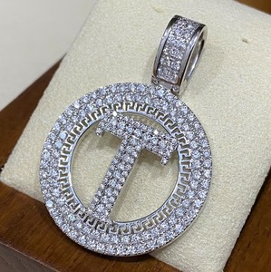 Totalmente helado Moissanite diamante T letra colgante Hip Hop joyería personalizada joyería hermoso colgante regalo para hombres y mujeres - Product Image 4