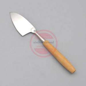 Juego de cuchillos para queso de acero inoxidable con mango de madera - Product Image 3