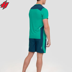 Vêtements de sport personnalisés pour hommes Combinaison de sport à manches courtes en polyester spandex respirant avec poche zippée Ensemble de 2 pièces - Product Image 5