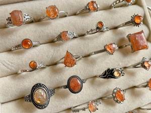 Anillo de Plata de Ley 925 con Piedra Solar Dorada de Múltiples Formas, Diseño Clásico y Moderno, Regalo de Boda, Aniversario y Cumpleaños para Mujer - Product Image 5