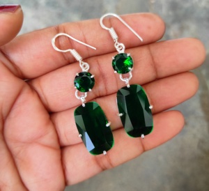 Women's Trendy Silver Plated Emerald <b>Crystal</b> Drop <b>Earrings</b> Wholesale Bulk Fashion Dangle Wedding Accessories Cheap Price - Product Image 4