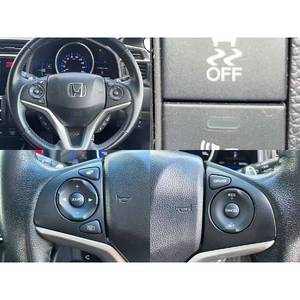 Honda Fit Hybrid Aspire 2013 - Voiture d'occasion - Manuelle/Automatique - Conduite à gauche/droite - Essence - Moteur 4L - Sièges en tissu - Intérieur clair - R18 - Product Image 6