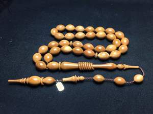 Tasbih en bois écologique fabriqué à partir de bois naturel durable, idéal pour la prière religieuse et la méditation - Product Image 4