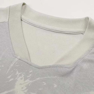 เสื้อฟุตบอลแบบเรโทรเสื้อ100% โพลีเอสเตอร์ผลิตตามสั่ง - Product Image 5