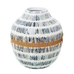 Florero de metal para uso interior y exterior, adecuado para interiores de casas y arreglos florales de jardín - Product Image 4