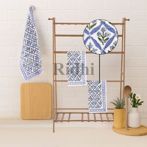 Serviette de cuisine en coton gaufré bleu acier clair, serviette en tissu absorbant et doux imprimée à la main pour la cuisine - Product Image 2